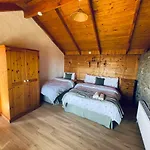 Dave\'S Wee House